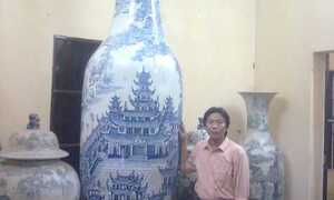 Lọ độc bình kỷ lục cao 3,4m