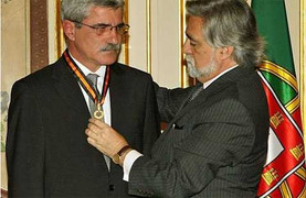 Calisto và 2 bác nông dân