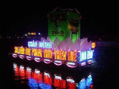 Thuyền hoa khổng lồ sẽ xuất hiện trên sông Hương