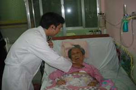 Cụ bà 91 tuổi được phẫu thuật khối u nhầy tại tim