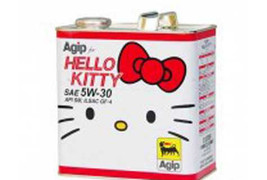 Dầu nhớt Hello Kitty cho mô tô nữ