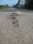 Người chết, đường nát, hàng chục tỉ đồng bị 