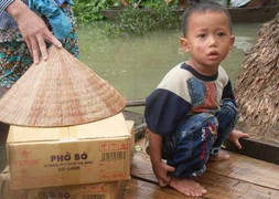 Nước mắt xa quê của người con xứ Nghệ