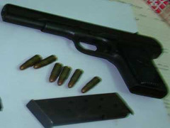 Băng giang hồ dùng súng đòi nợ thuê sa lưới