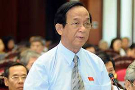 Dồn dập chất vấn Bộ trưởng Công thương về điện, bô xít