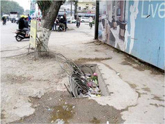 Sinh viên khốn khổ vì đường đến trường la liệt 