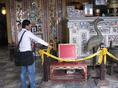 Trộm viếng lăng Khải Định, cổ vật và tiền 