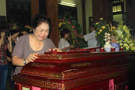 Tận cùng nỗi đau ở đám tang “Ma làng” Hồng Sơn