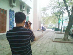 Công an bí mật quay phim học sinh đi xe máy