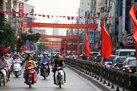 Chùm ảnh: Hà Nội rợp cờ hoa ngày Tết độc lập