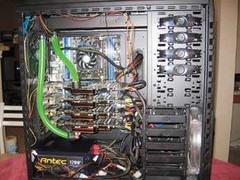 Chơi máy tính thời kiếm tiền Bitcoin