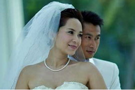 Cựu hoa hậu HongKong Quách Thiện Ni lên xe hoa