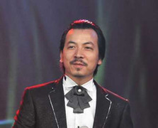 GS Cù Trọng Xoay làm tay chơi đi 'cưa' thôn nữ