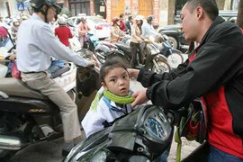 Học sinh Thủ đô diện áo ấm đón tiết trời se lạnh