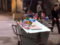 Hà Nội: Phát hiện xác thai nhi trong thùng rác