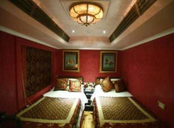 “Đột nhập” chuyến trăng mật xa xỉ của vua Buhtan