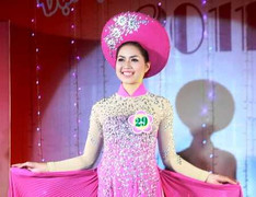 Ngọc Hân đăng quang hoa khôi ĐH Sư phạm Thái Nguyên