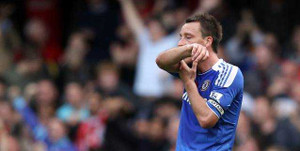 News 2/11: Terry, Ferdinand đều lâm thảm cảnh