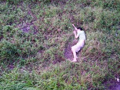 Hà Nội: Một thanh niên nhảy cầu tự tử