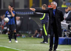 Inter khổ vì... bão