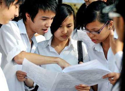 Kiểm điểm cán bộ ra đề thi giữa học kỳ sai