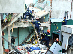 Chỉ huy cứu hộ vụ nổ gas: 