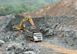 TKV yêu cầu tăng giá bán than cho điện