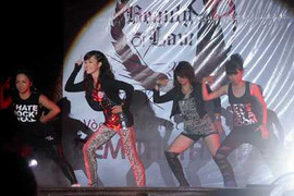 Clip: Tài năng nữ sinh trường Luật trước đêm chung kết