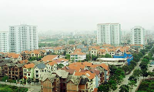 Chủ đầu tư bất động sản “kêu cứu”, dân mừng