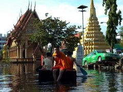 Thái Lan - Campuchia hoãn họp biên giới chờ lũ rút