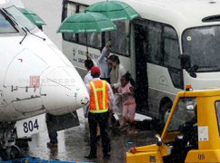 'Chộp' ảnh gia đình Angelina Jolie tại TP.HCM