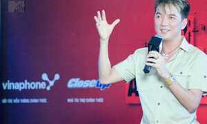 Mr Đàm 'nóng mặt' vì bị Dũng Khùng chê bai