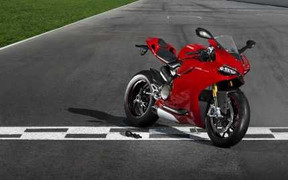 Ducati ra mắt 1199 Panigale 2012