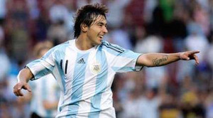 Lavezzi nổ súng, Argentina thoát thua tại Buenos Aires
