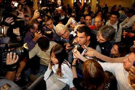 News 13/11: Tevez đang mắc 'bẫy' Man City?