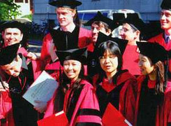 Lương 2,73 tỷ VNĐ/năm sau 10 năm tốt nghiệp ĐH