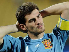 Iker Casillas: Sau kỷ lục là...sai lầm