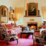 Nhà thật đẳng cấp với nội thất thêu tay