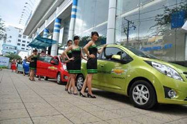 Các hãng xe “đua” khuyến mại dịp cuối năm