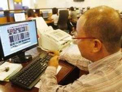 Sếp chứng khoán: Bỏ cổ phiếu sang... bán lạc rang