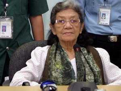 Trả tự do cho thả cựu thủ lĩnh Khmer Đỏ, ECCC gây sốc