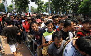 U23 Indonesia - VN: Săn vé giữa 