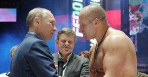 Xuất hiện trong cuộc đấu võ, Thủ tướng Putin bị la ó