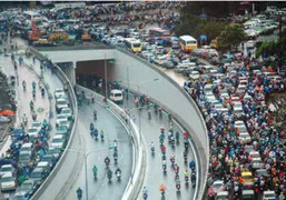 Hà Nội lại có phương án đổi giờ làm, giờ học mới