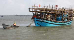 35 ngư dân bị nạn trên biển về đất liền an toàn