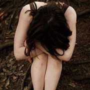 Nữ sinh viên trường y bị hiếp dâm tập thể