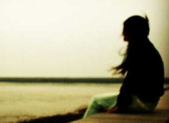 Bị giáo viên phạt, nhảy lầu tự tử