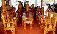 Vung tiền tỉ chơi ngọc nghiến