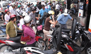 Tăng mức trích quỹ Bình ổn xăng lên lên 550 đồng/lít