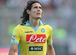 Milan mượn cựu sao Barca, Cavani dễ nghỉ trận Juve